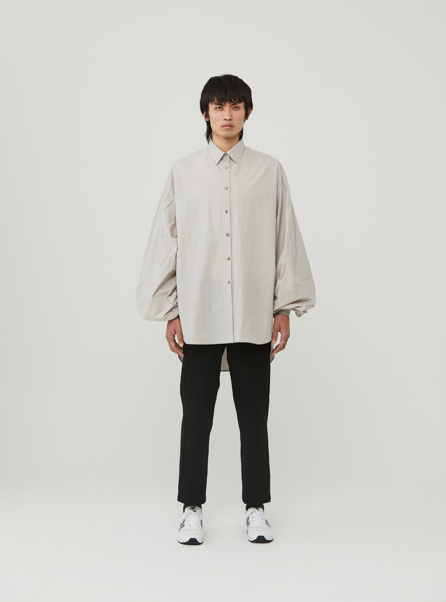 Extra volume puff sleeve blouse