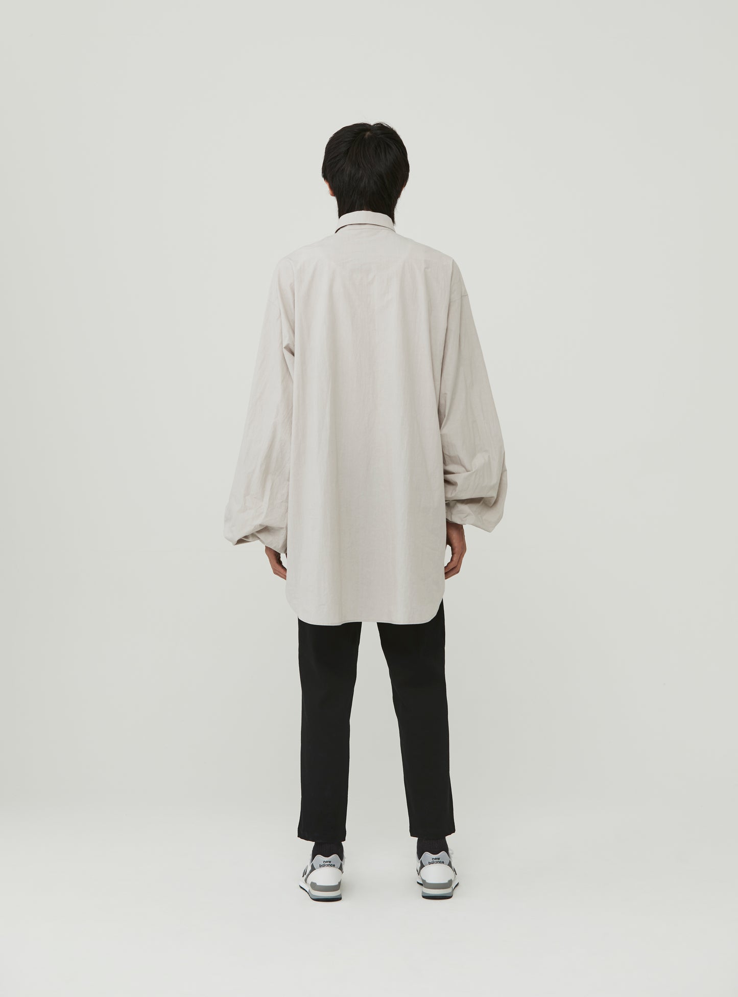Extra volume puff sleeve blouse
