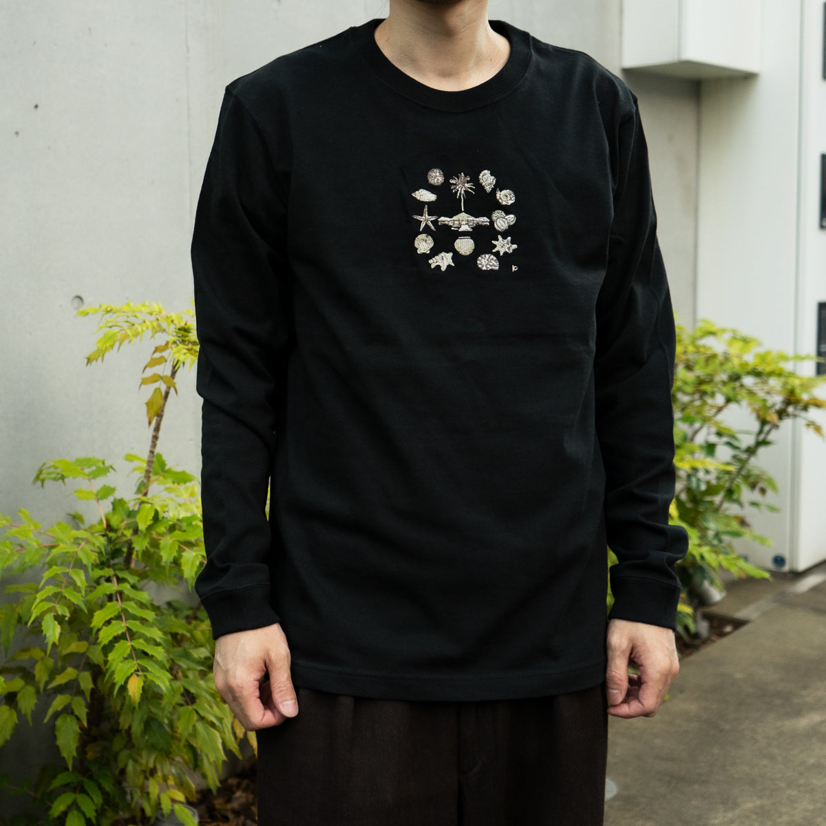 Resort Embroidery Long Sleeve T-Shirt