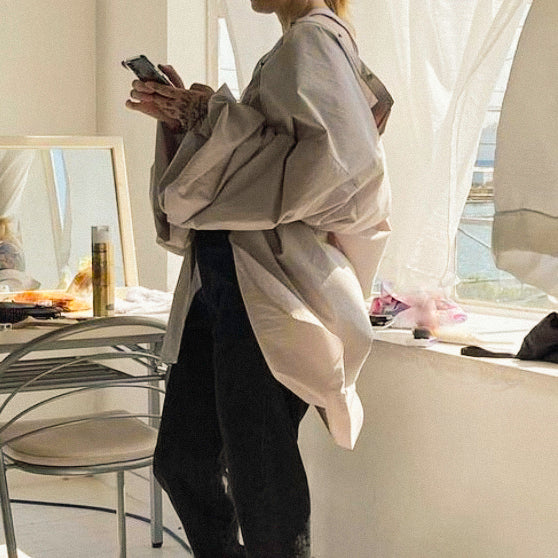 Extra volume puff sleeve blouse