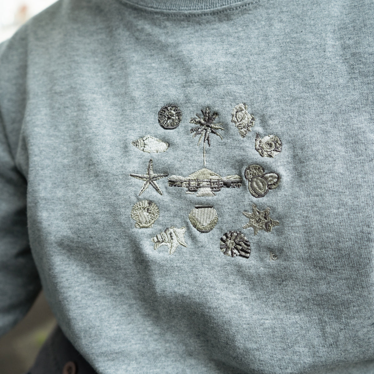 Resort Embroidery Long Sleeve T-Shirt