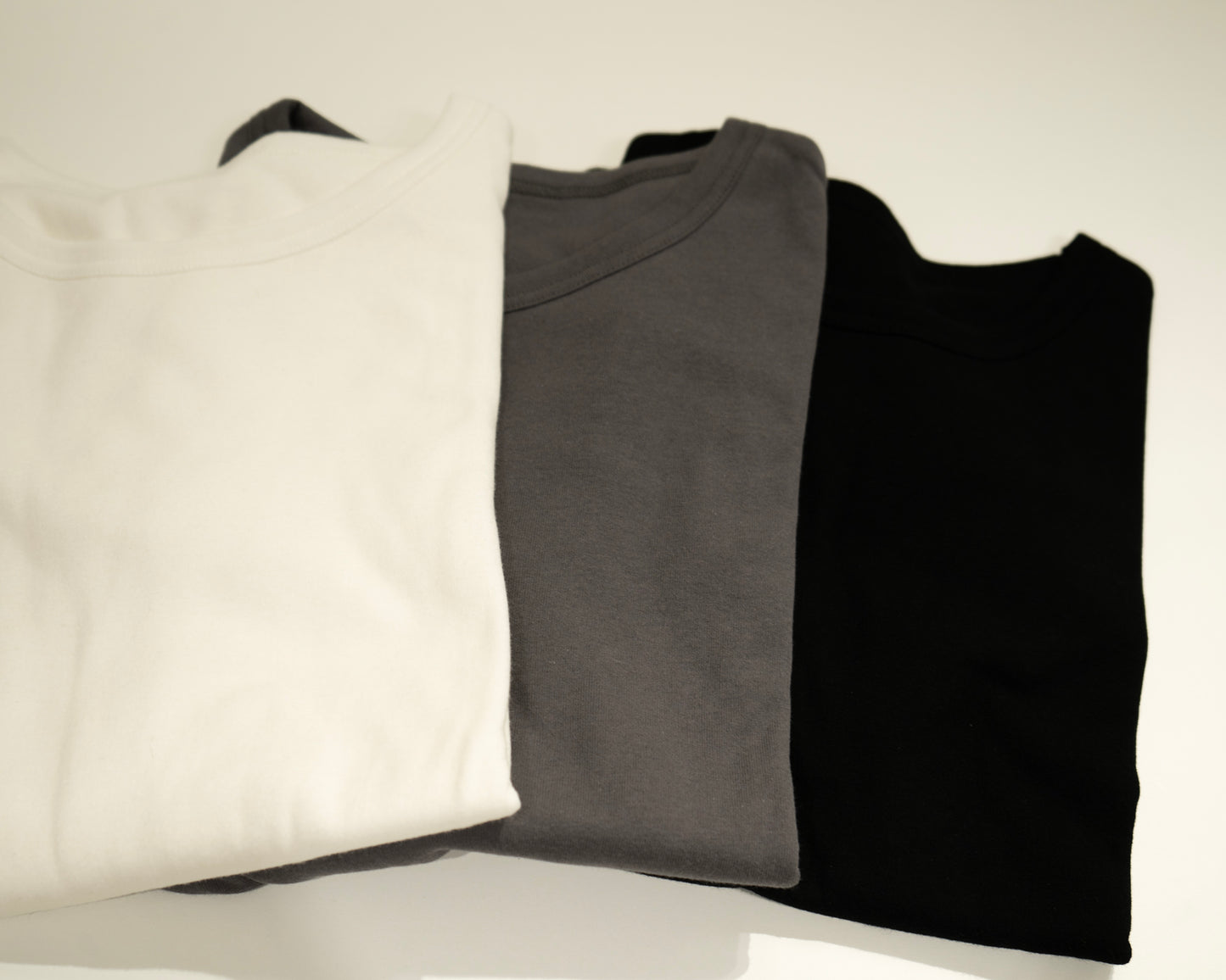 SKIN DEMANDS L/S TEE -WOMEN'S