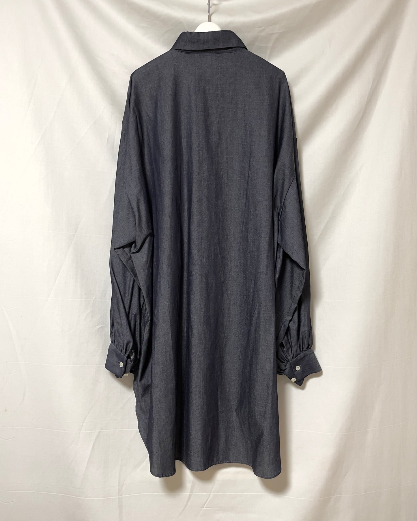 Extra volume puff sleeve blouse (twin pearl)
