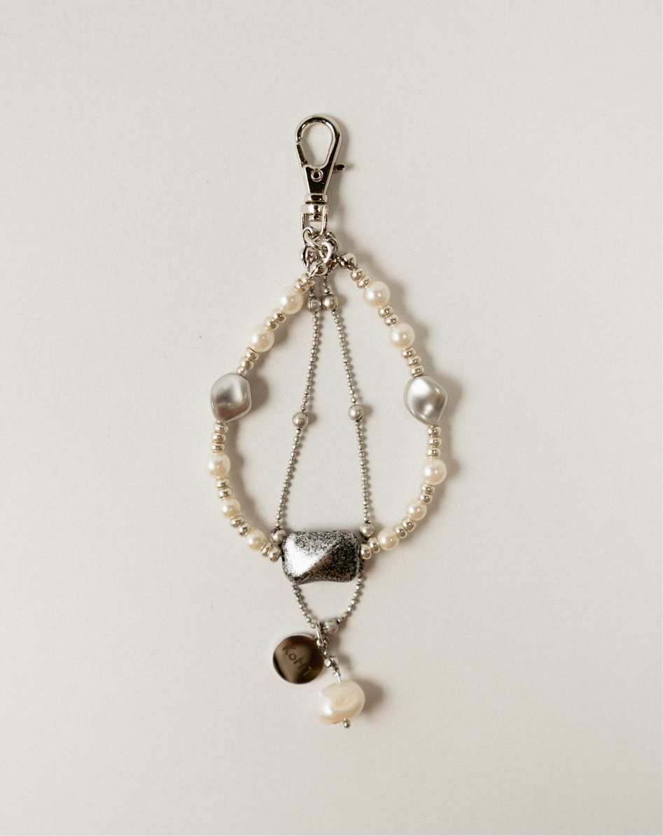 Italian glass and twin pearl strap