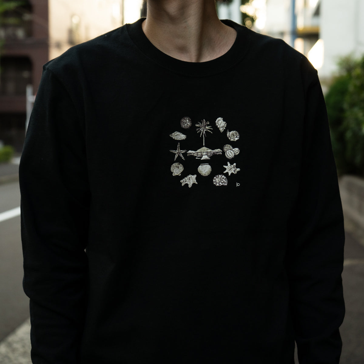 Resort Embroidery Long Sleeve T-Shirt