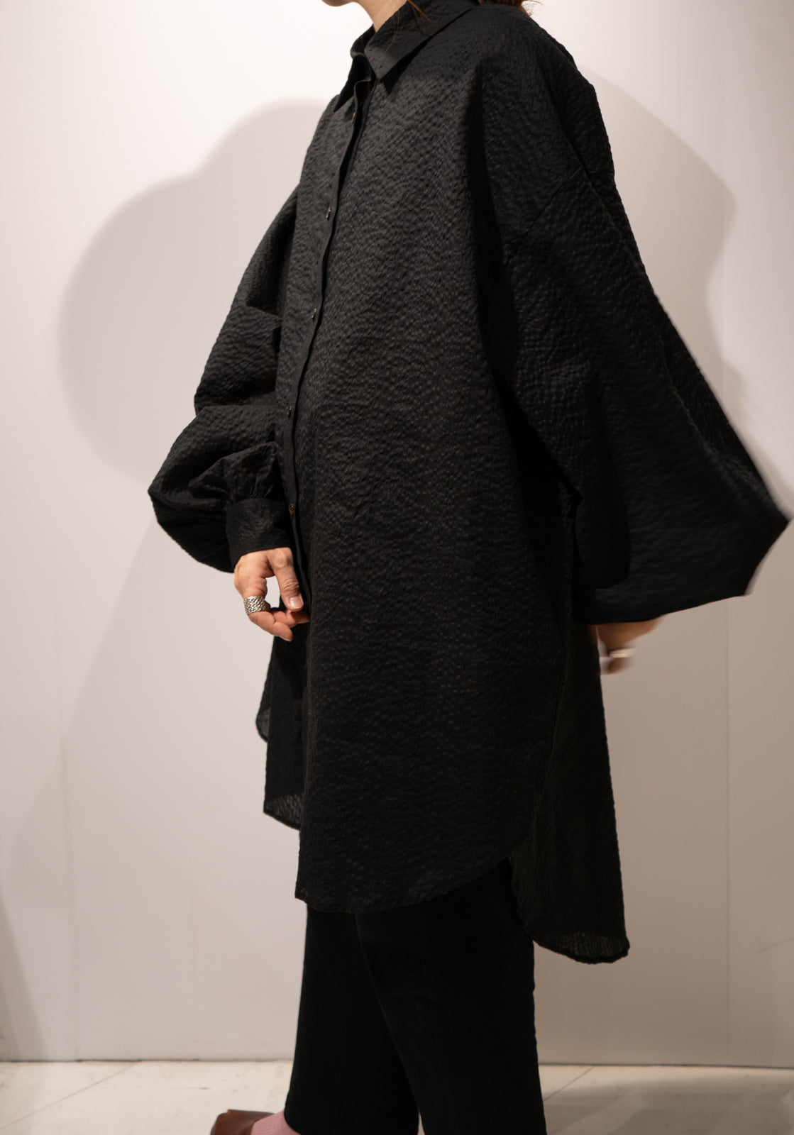 Extra volume puff sleeve blouse (Seersucker)
