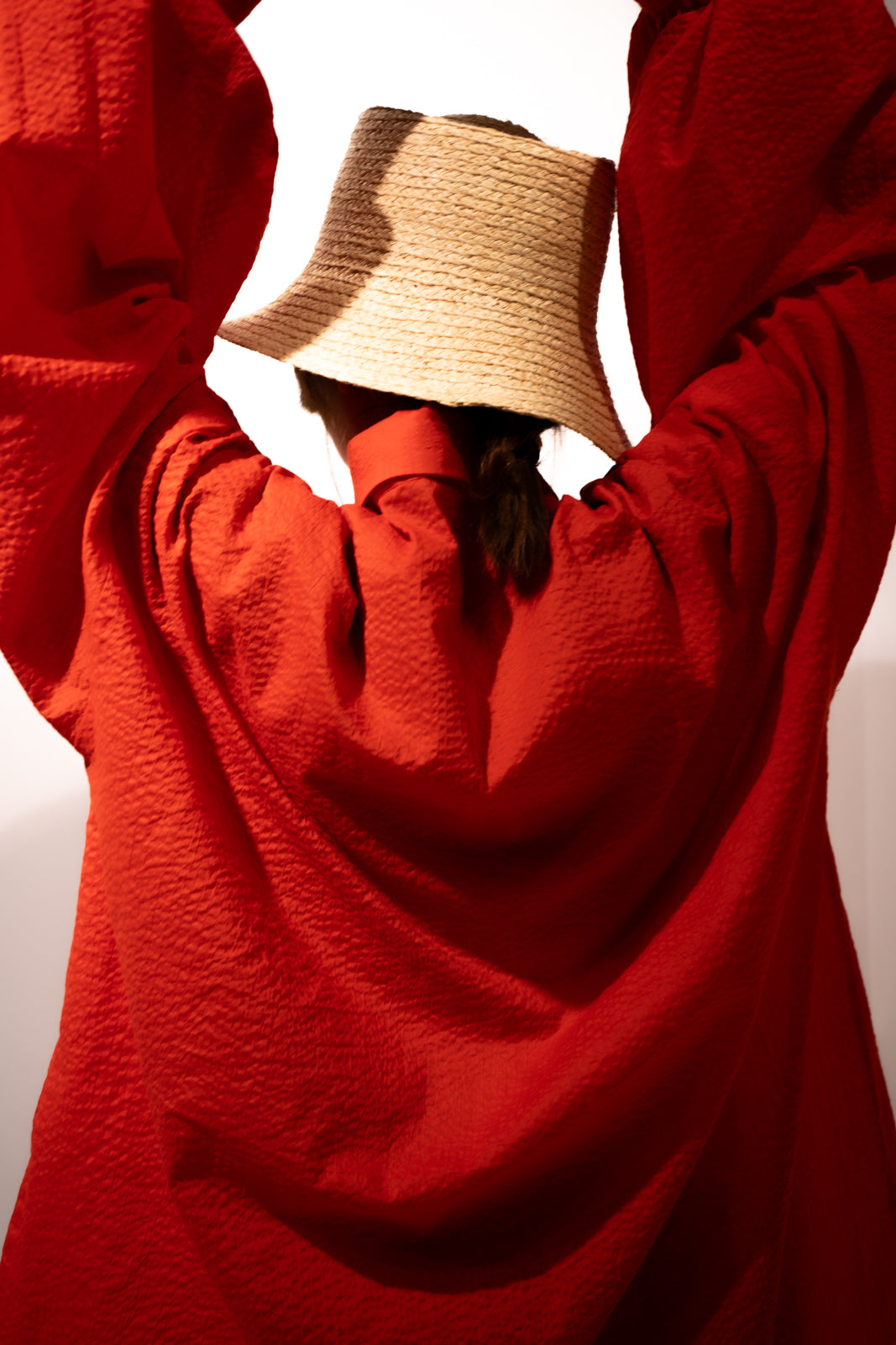 Extra volume puff sleeve blouse (Seersucker)