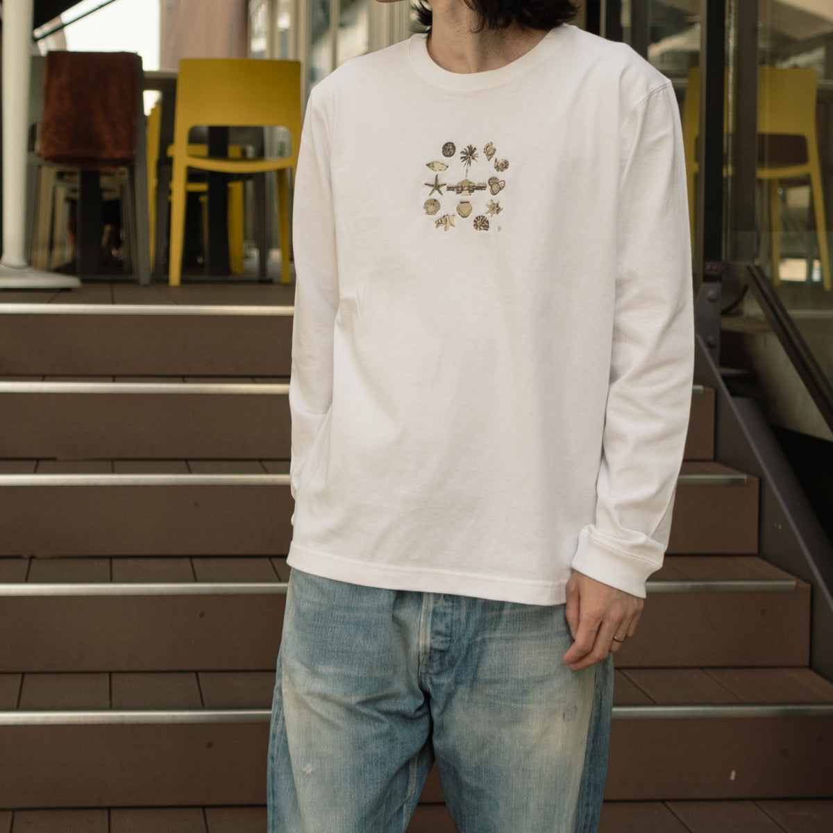 Resort Embroidery Long Sleeve T-Shirt