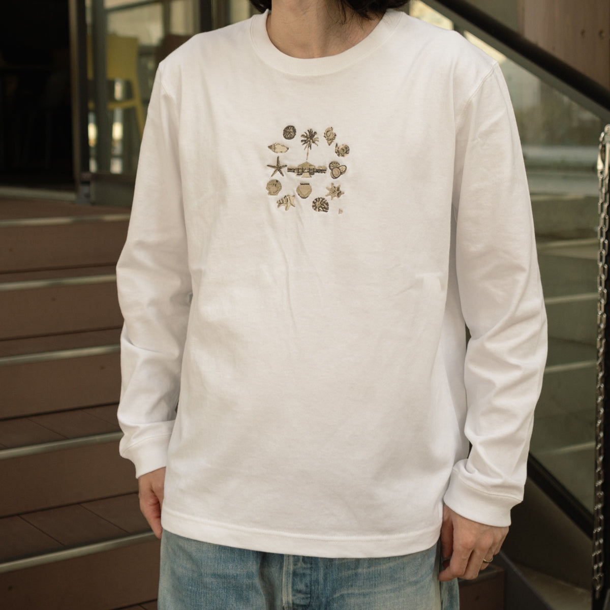 Resort Embroidery Long Sleeve T-Shirt