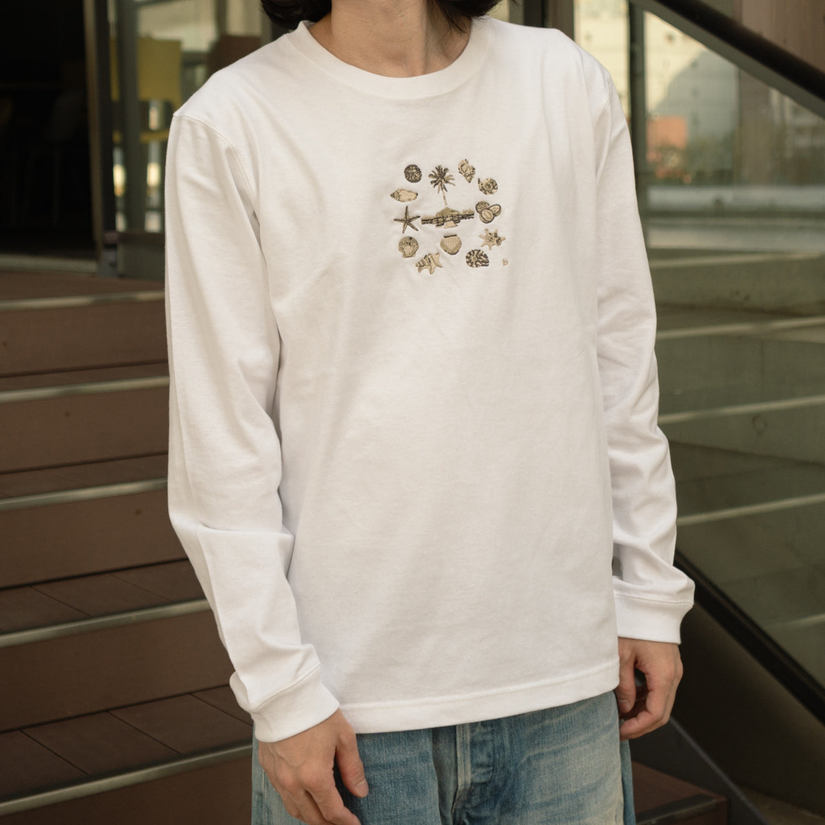 Resort Embroidery Long Sleeve T-Shirt