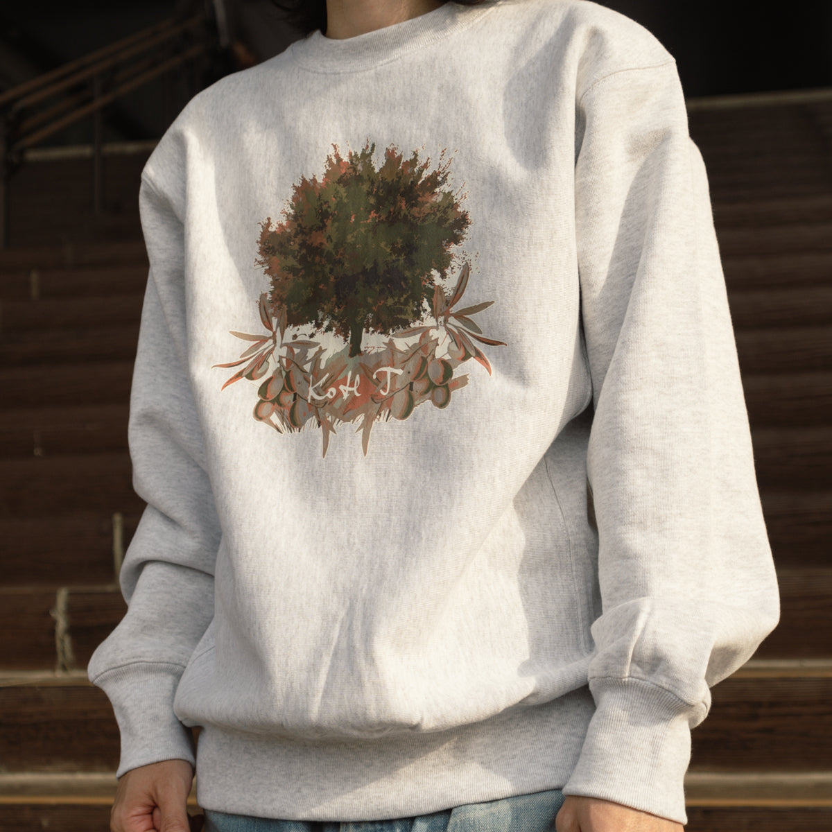 Olive tree print sweatshirt