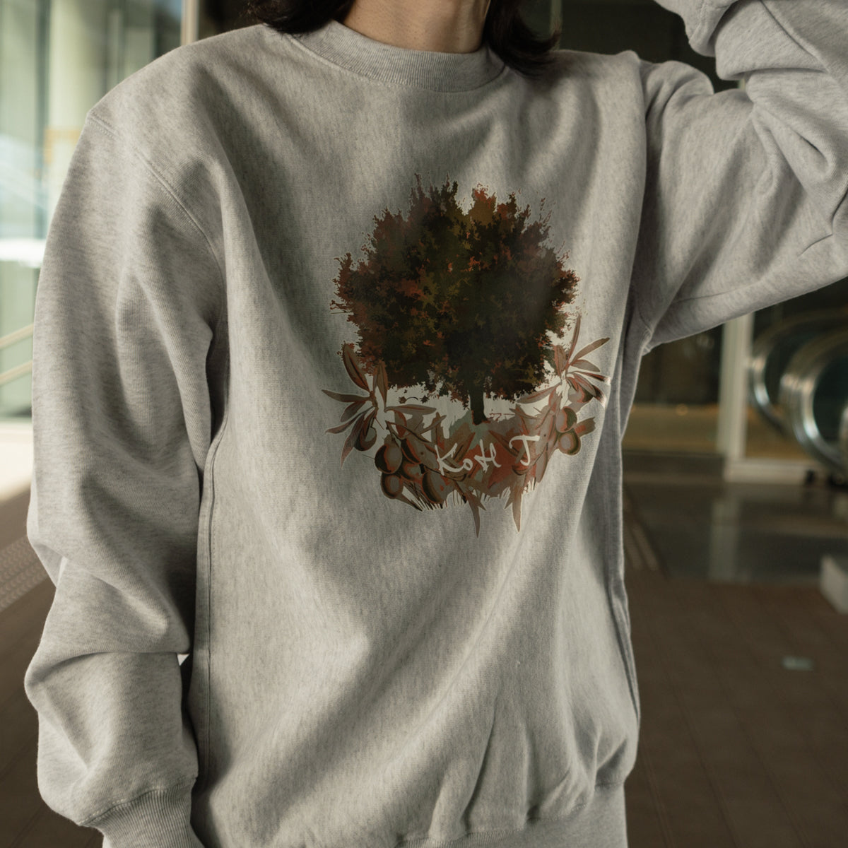 Olive tree print sweatshirt