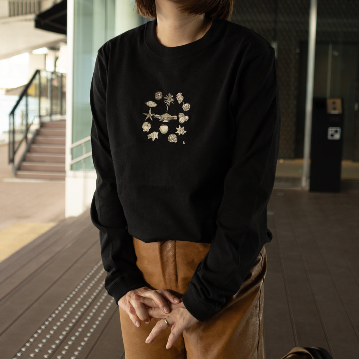 Resort Embroidery Long Sleeve T-Shirt