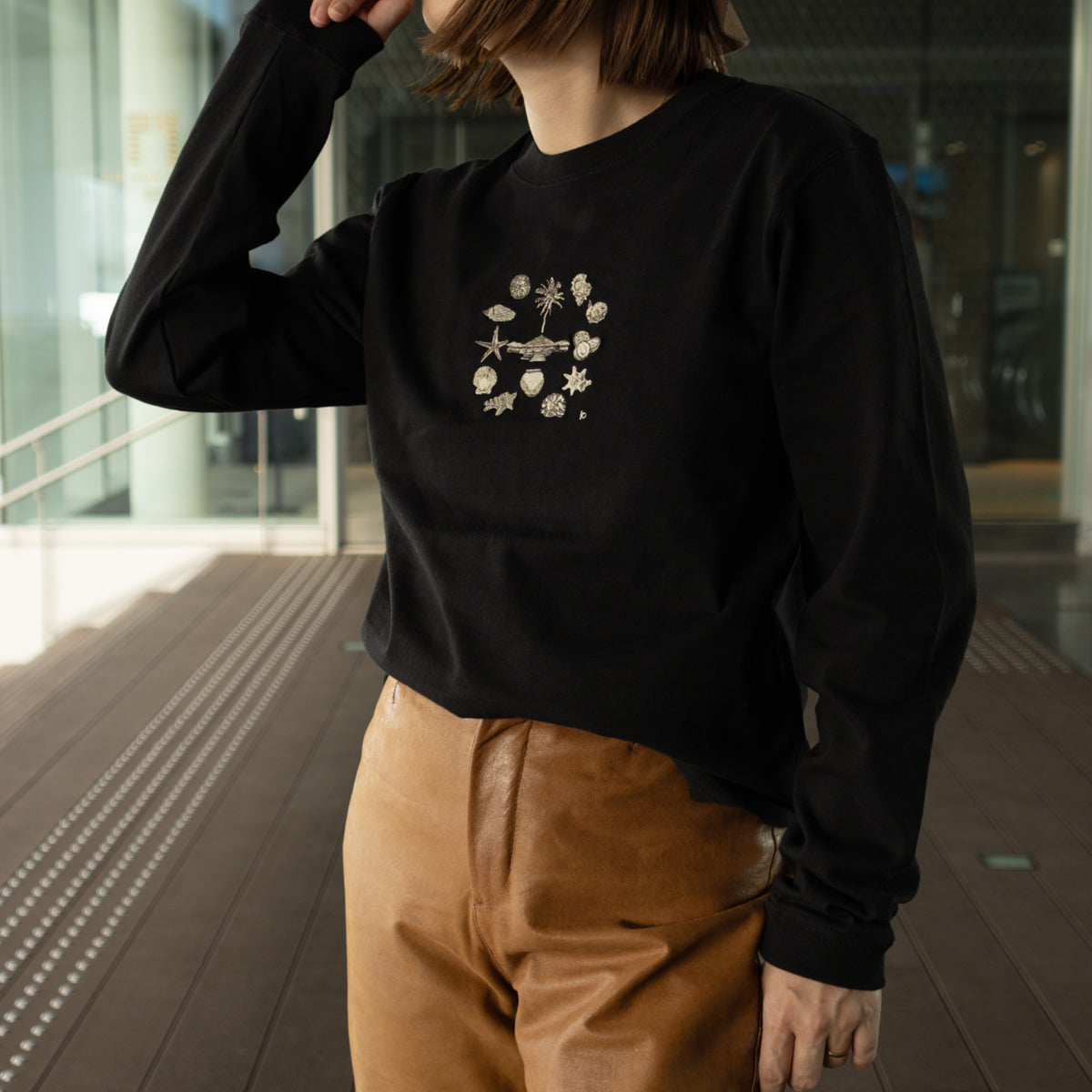 Resort Embroidery Long Sleeve T-Shirt