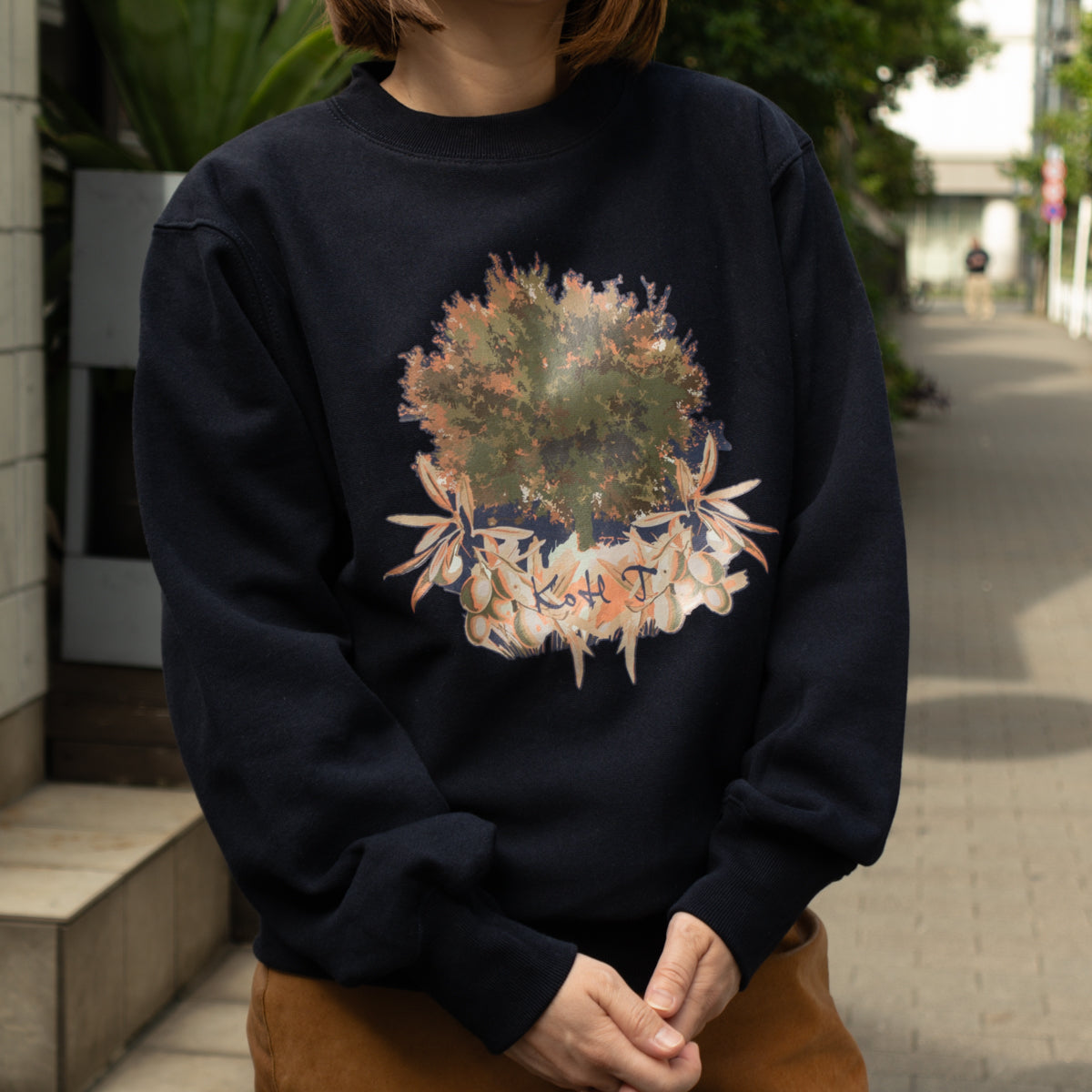 Olive tree print sweatshirt