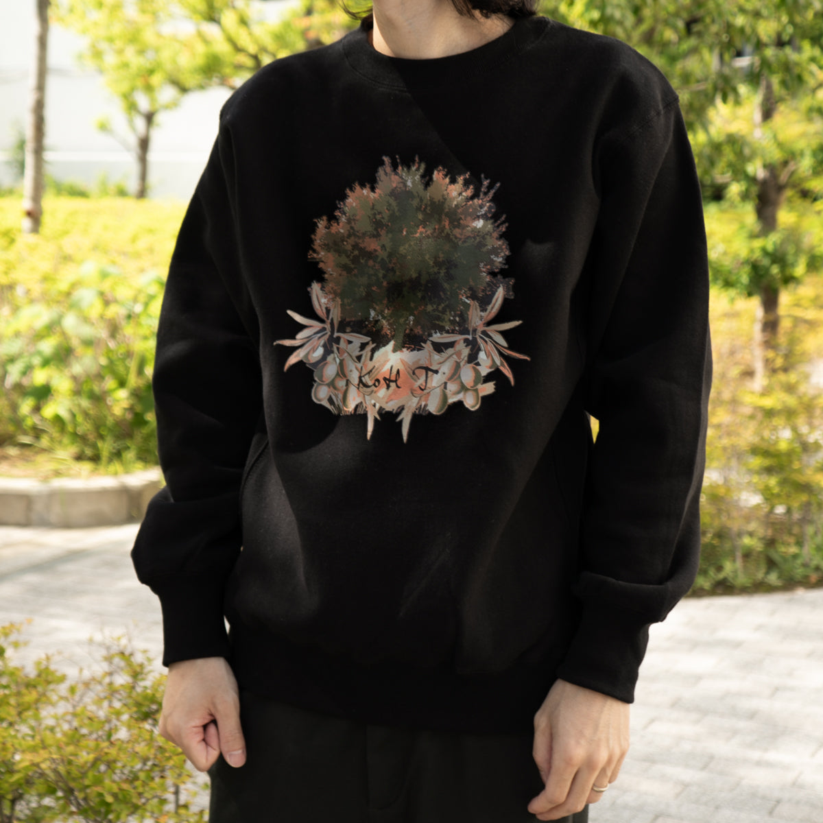 Olive tree print sweatshirt
