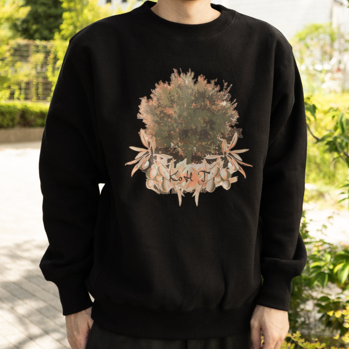 Olive tree print sweatshirt