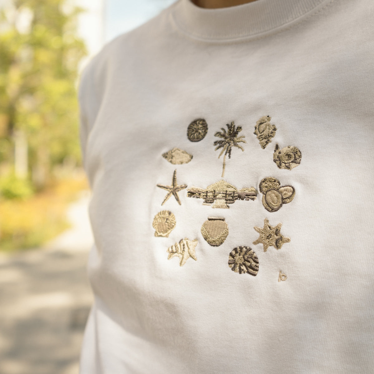 Resort Embroidery Long Sleeve T-Shirt