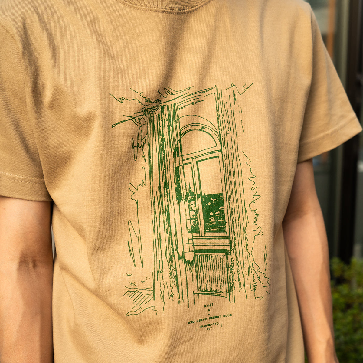 Morning window print T-shirt