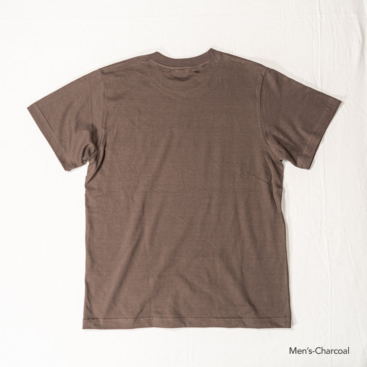 Travel door embroidered T-shirt
