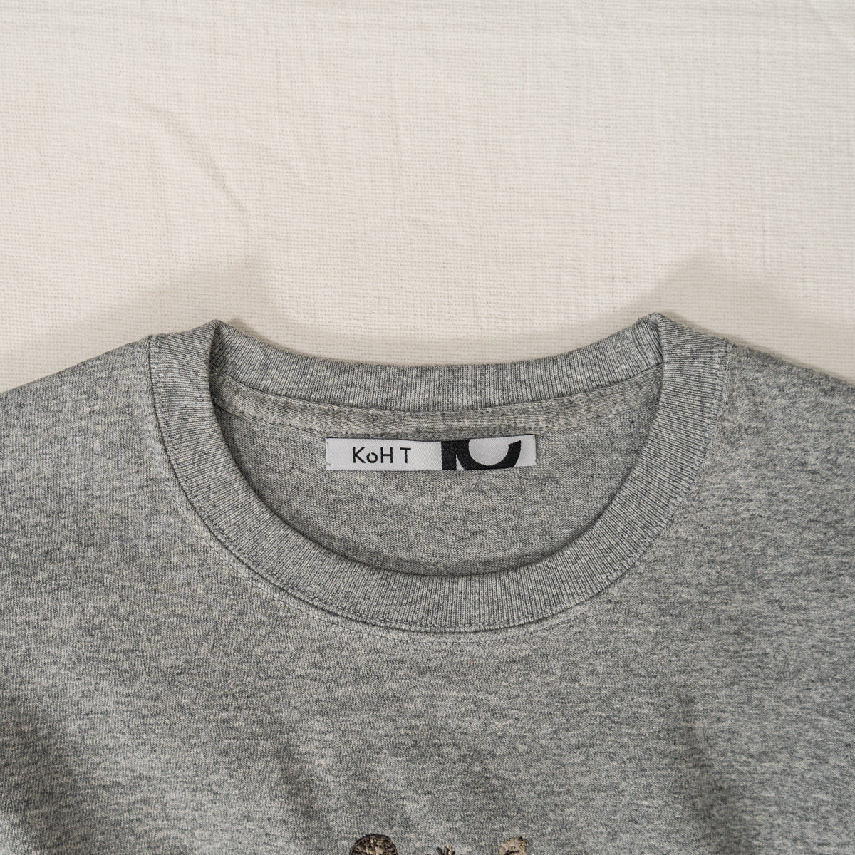 Resort Embroidery Long Sleeve T-Shirt