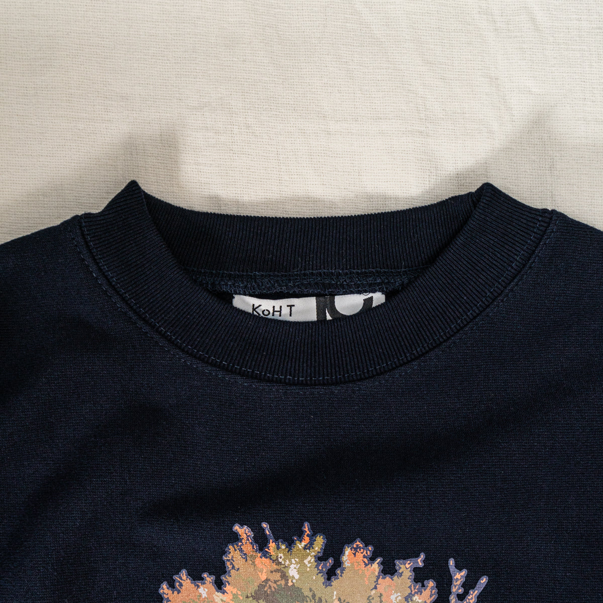 Olive tree print sweatshirt