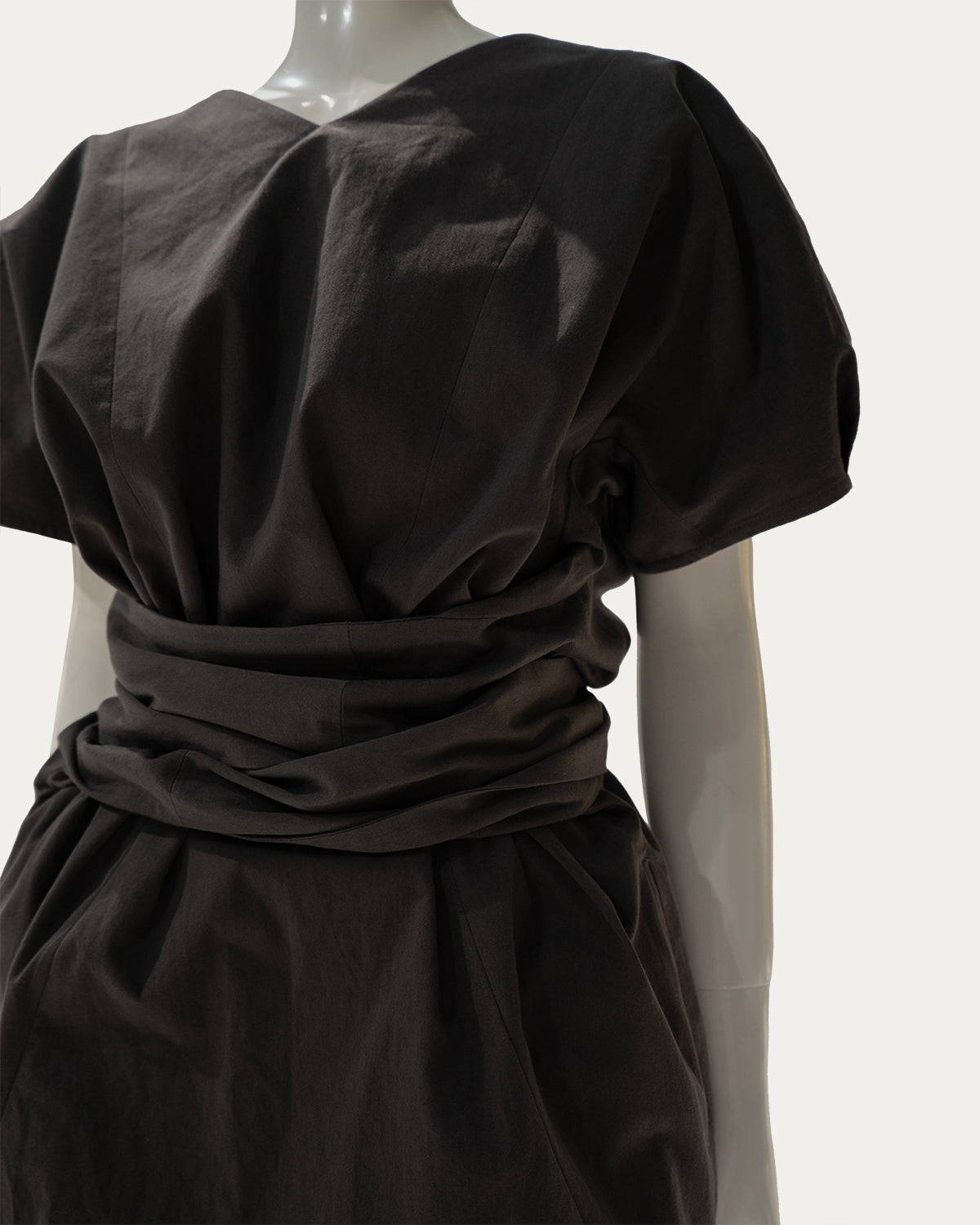 Short Sleeve Oval Tie Dress