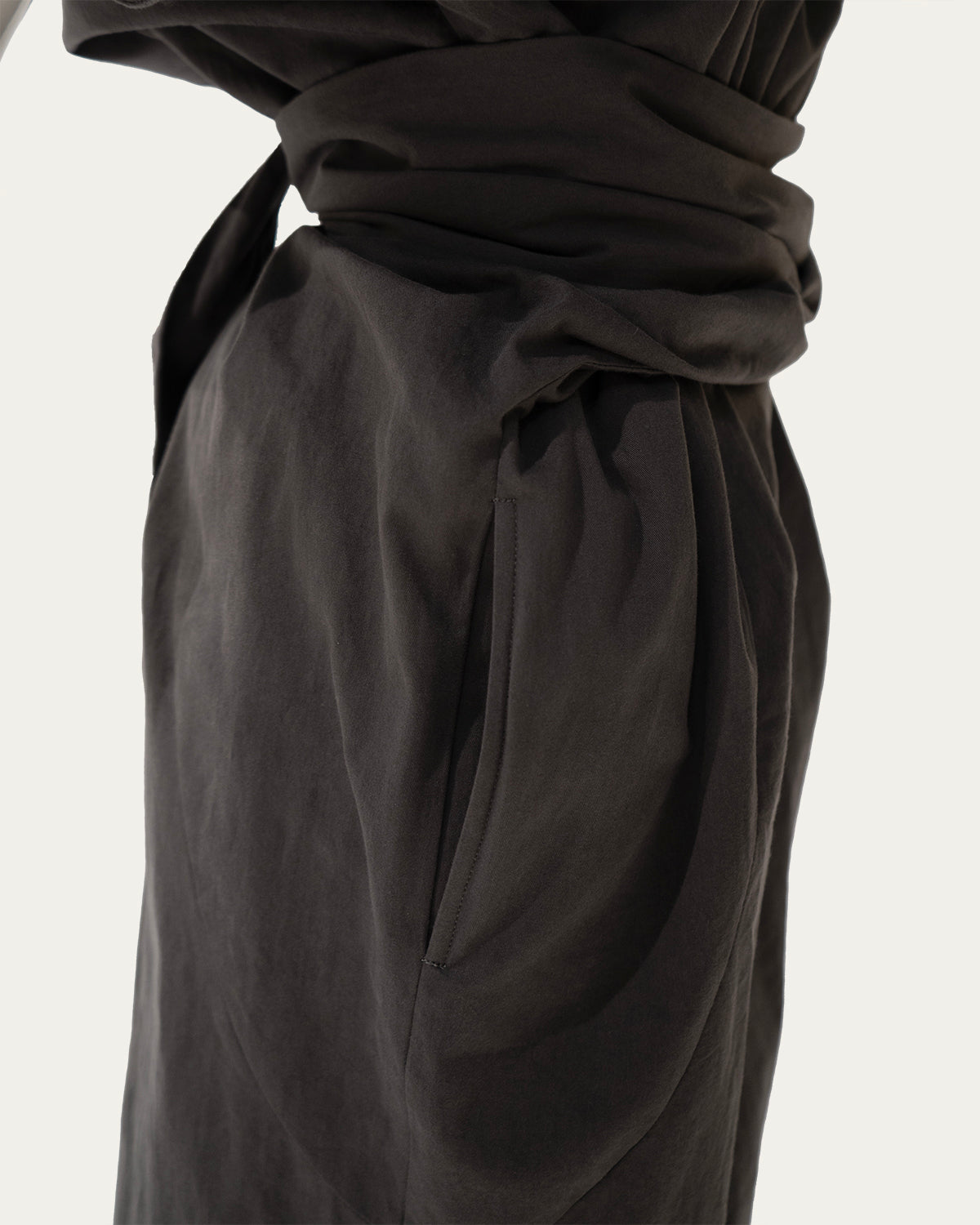 Short Sleeve Oval Tie Dress