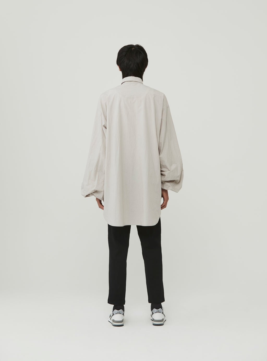 Extra volume puff sleeve blouse