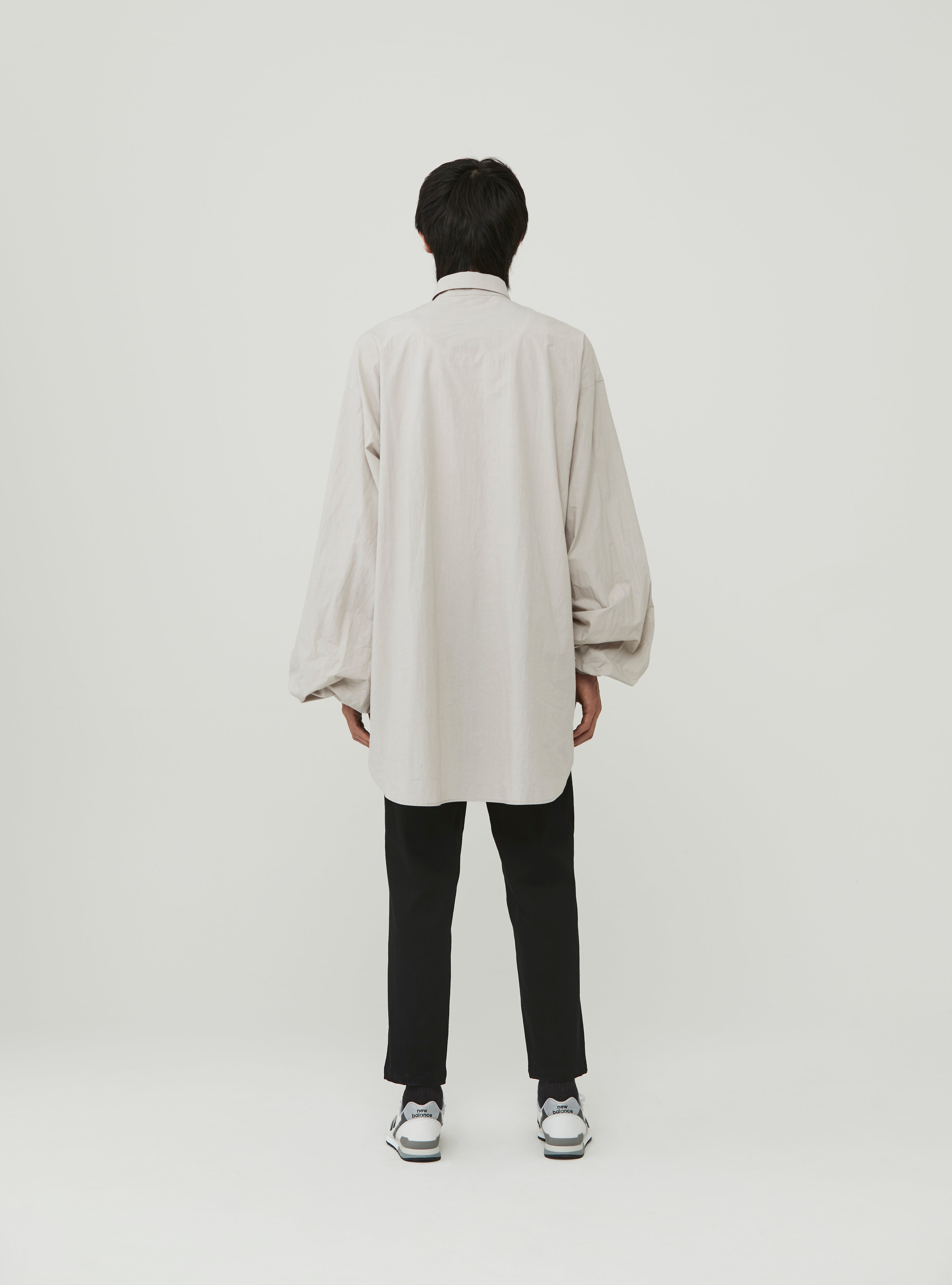 Extra volume puff sleeve blouse
