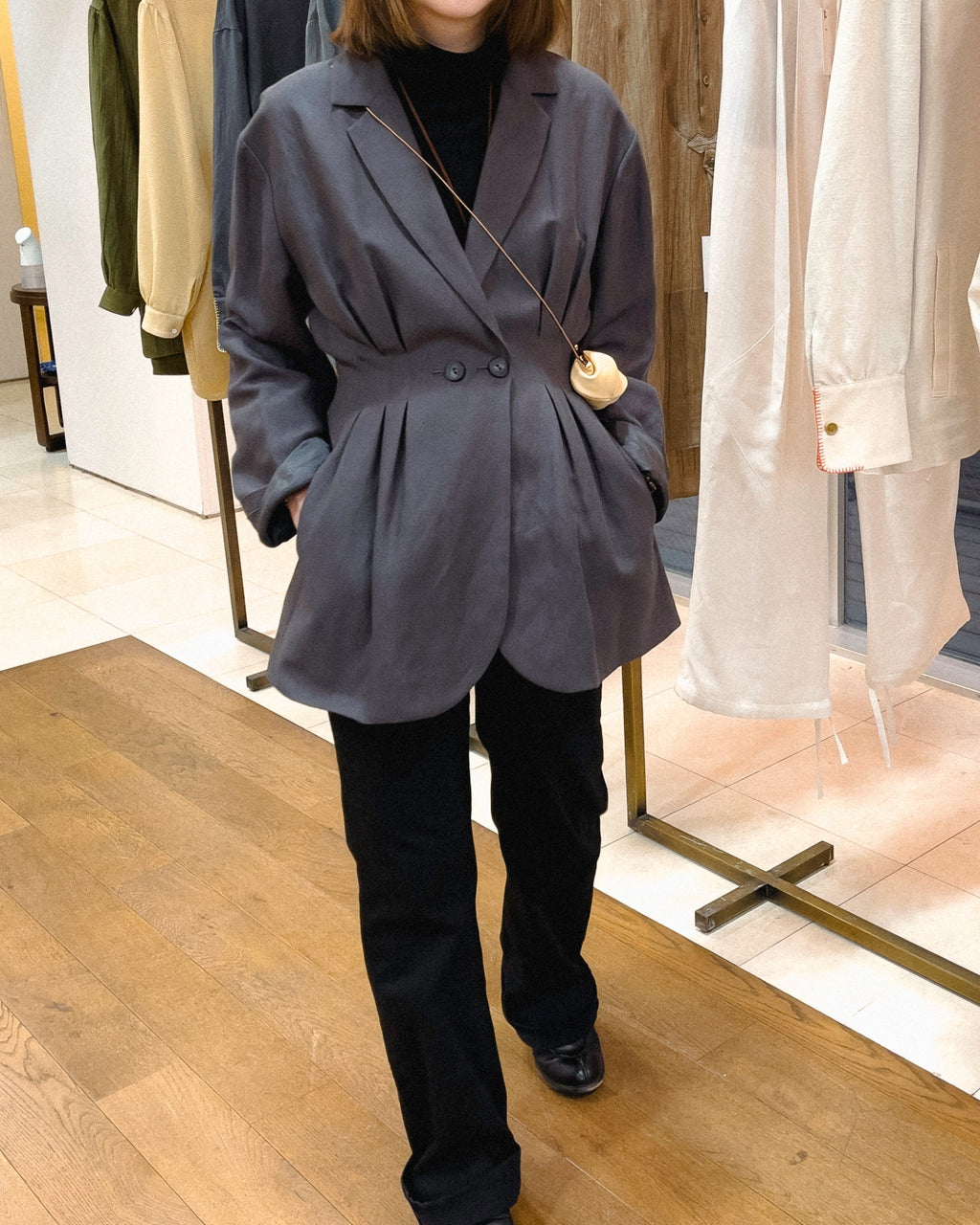 Double-breasted tailored tuck jacket