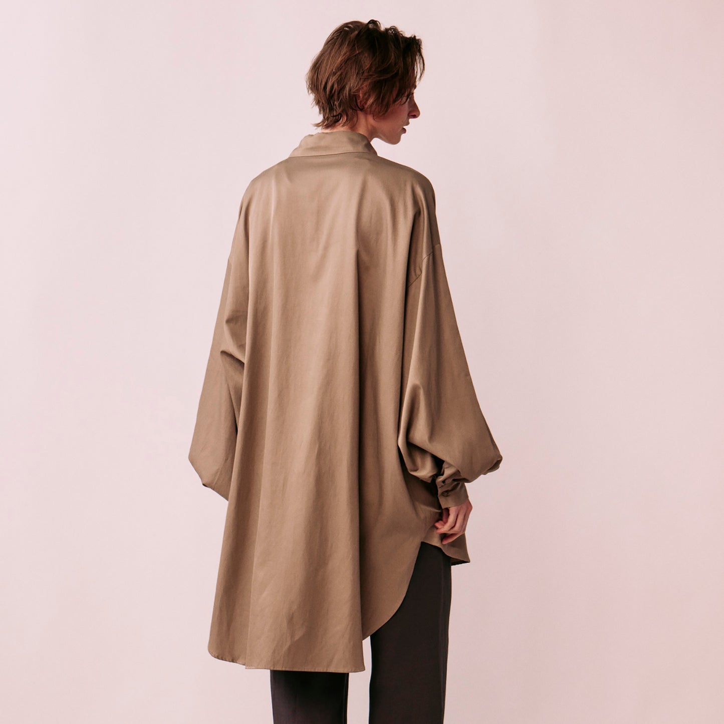 Volume puff sleeve blouse (rayon twill)