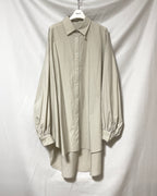 Extra volume puff sleeve blouse (twin pearl)