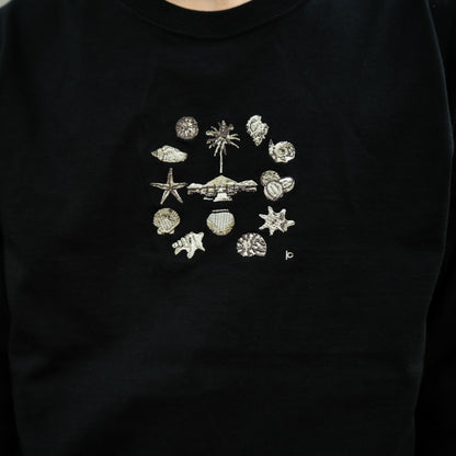 Resort Embroidery Long Sleeve T-Shirt (twin pearl)