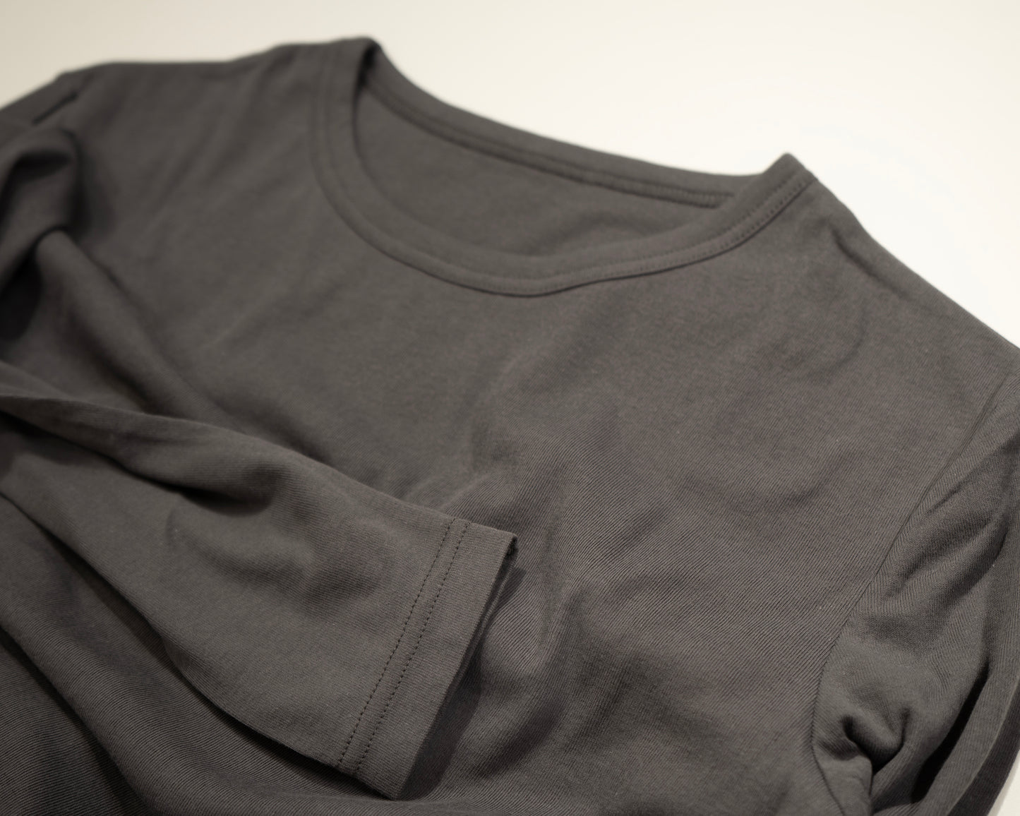 SKIN DEMANDS L/S TEE -WOMEN'S