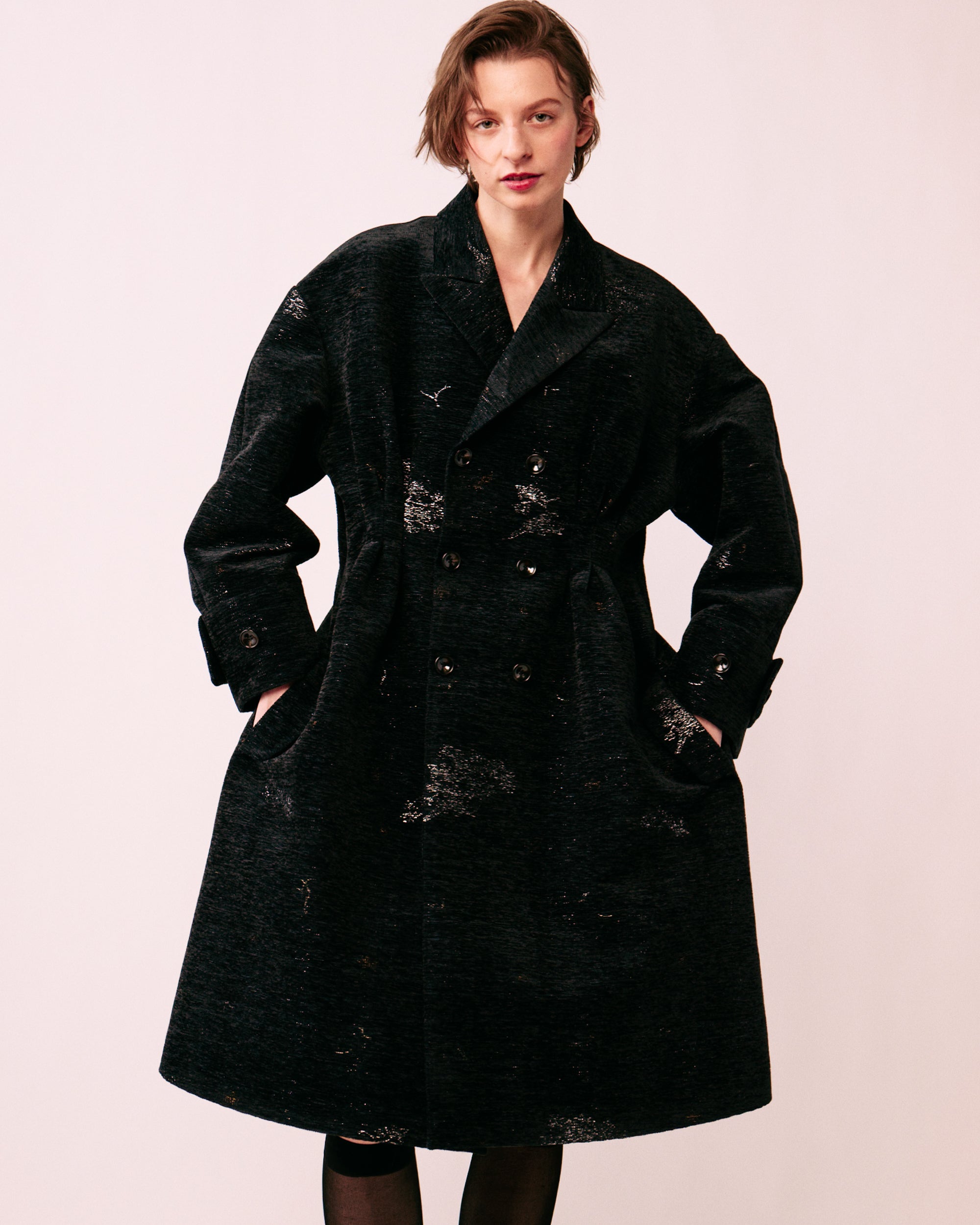 Nishijin tuck coat ORNÉE double breasted front silhouette women