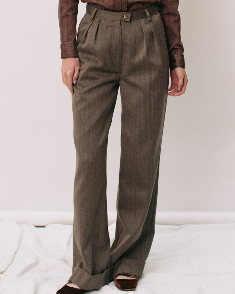 【PRE ORDER】Double-tuck wide trousers (wool)