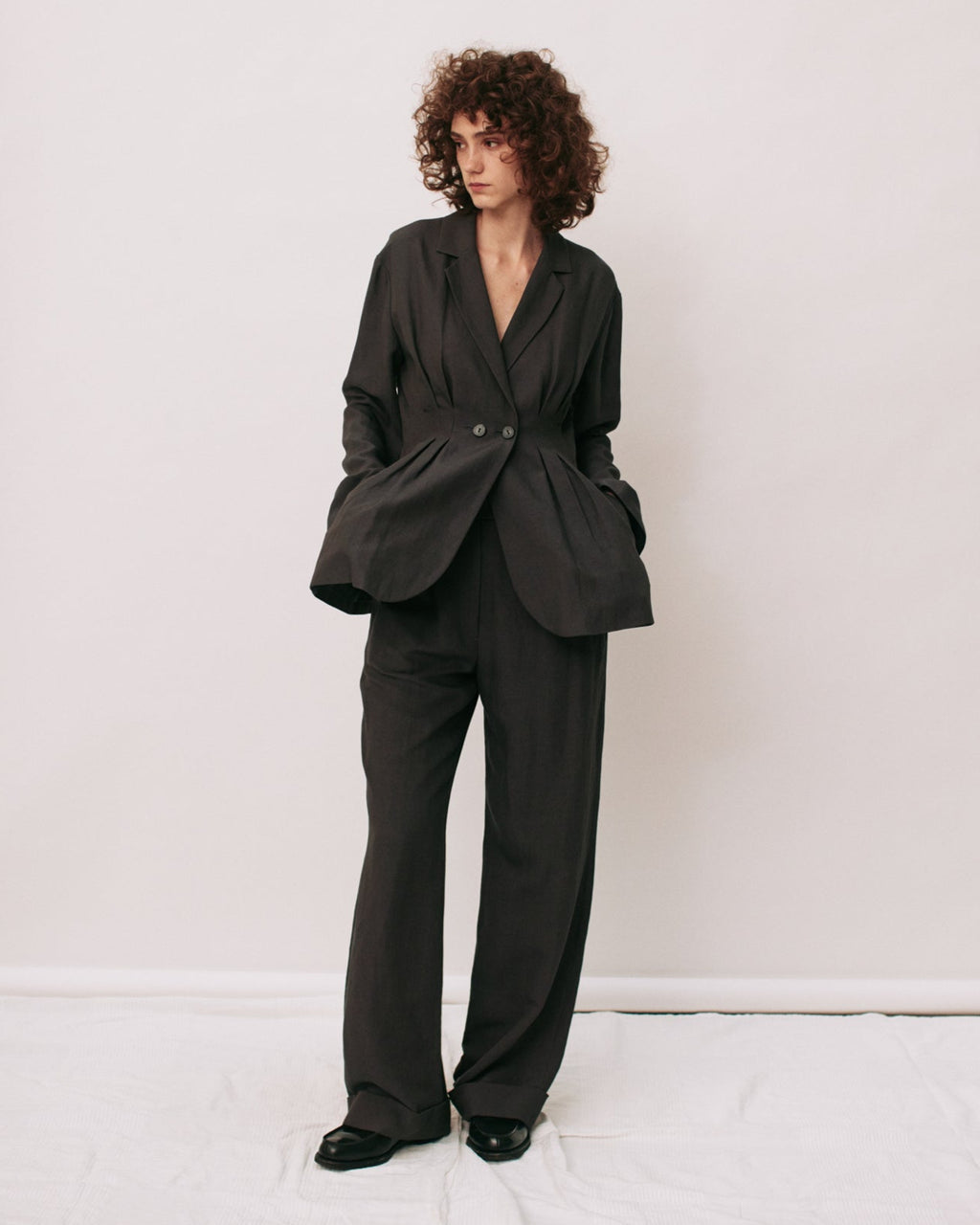 Double-tuck wide trousers
