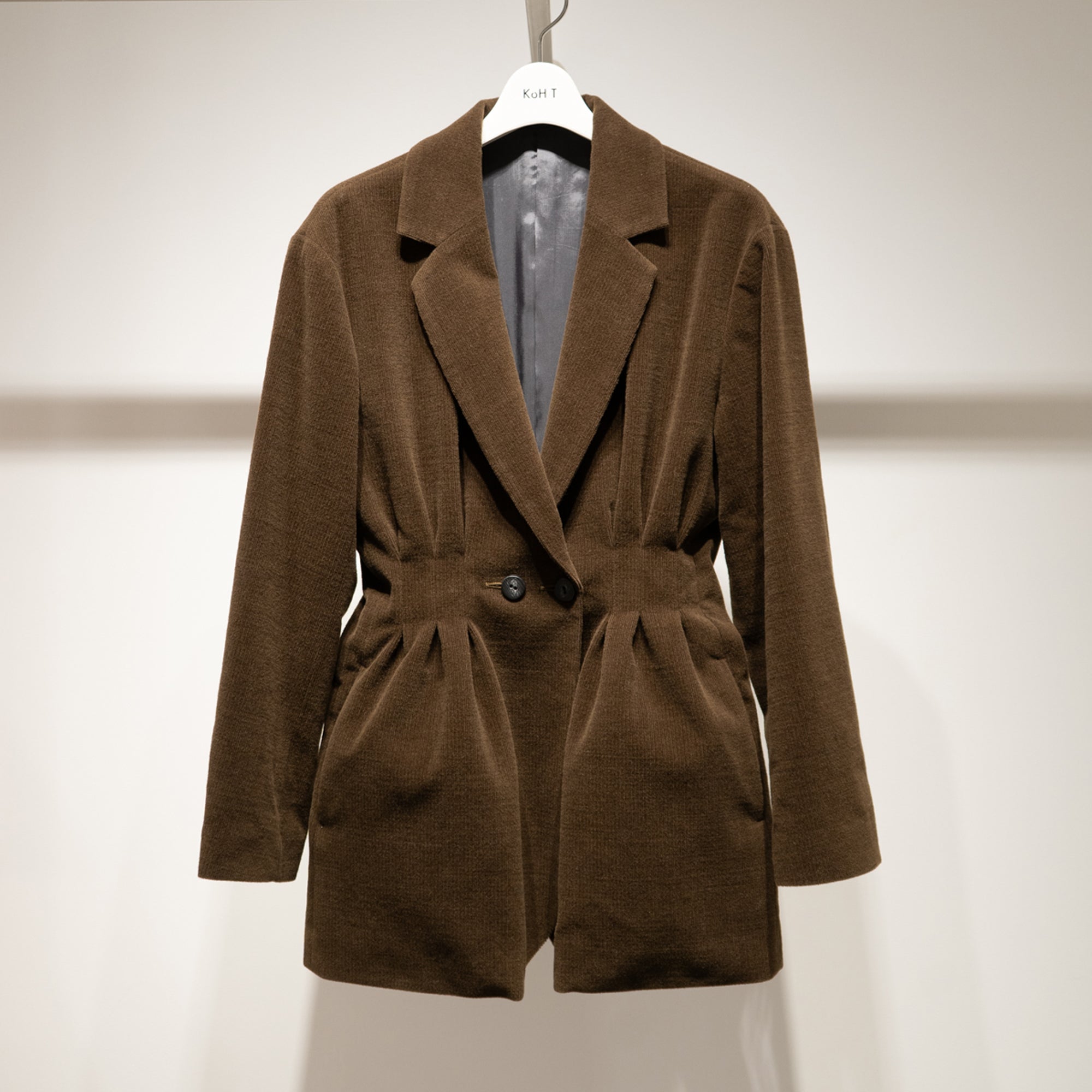 Double-breasted tailored tuck jacket (corduroy)