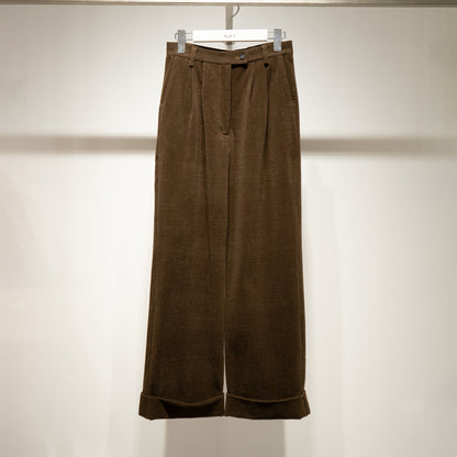 Double-tuck wide trousers (corduroy)