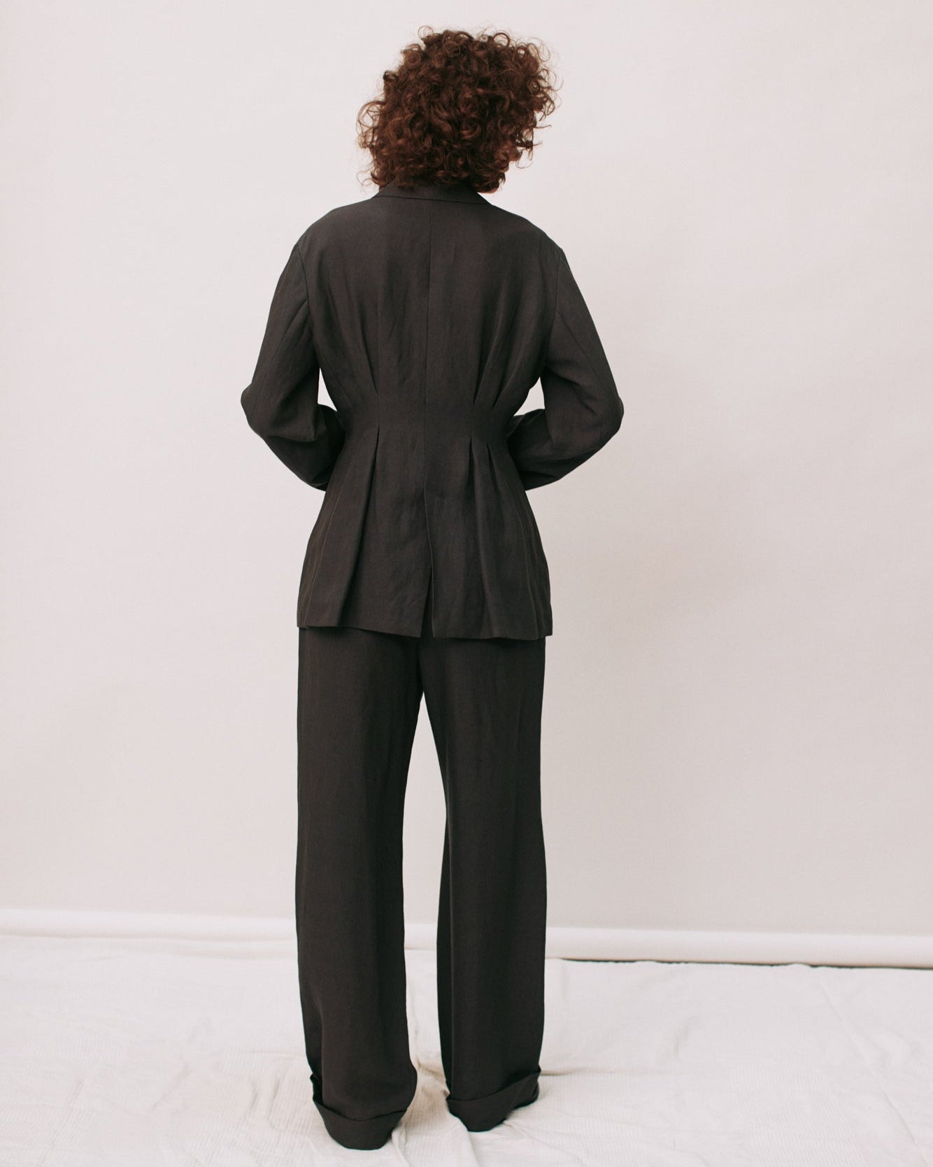 Double-breasted tailored tuck jacket