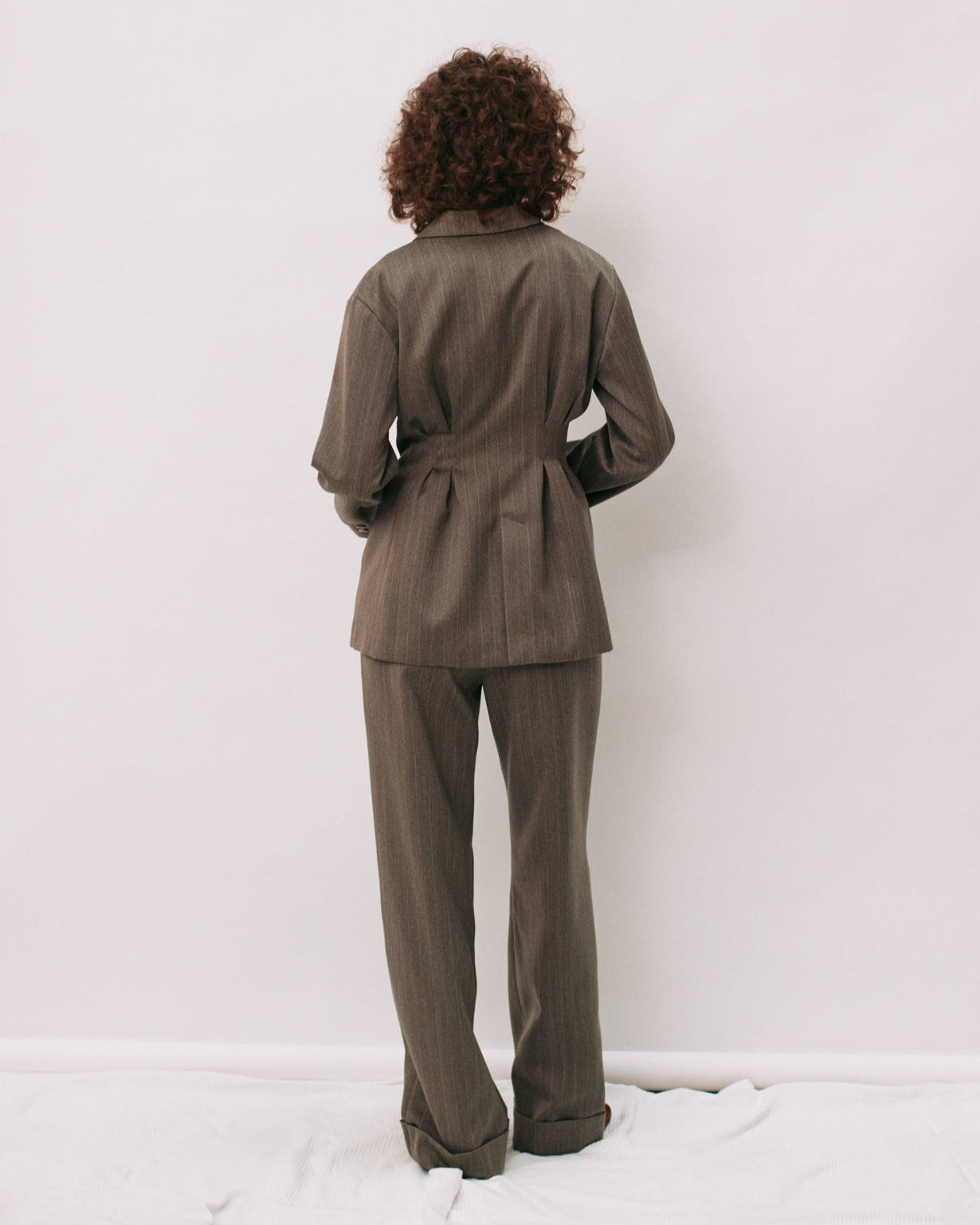 【PRE ORDER】Double-tuck wide trousers (wool)