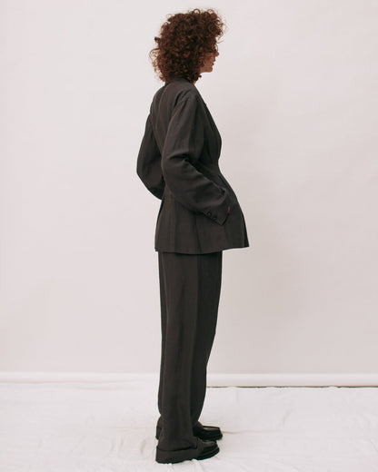 Double-breasted tailored tuck jacket