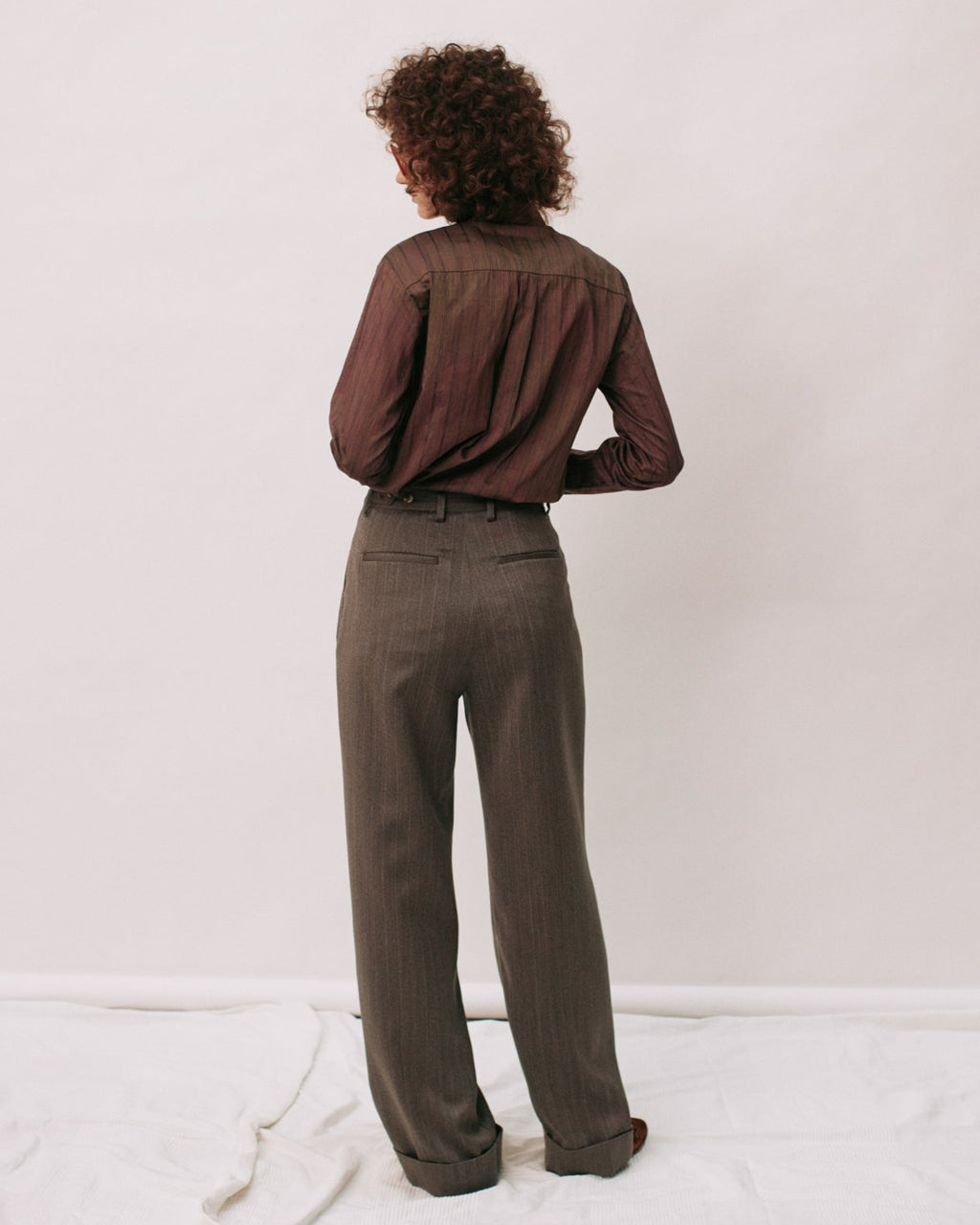 【PRE ORDER】Double-tuck wide trousers (wool)