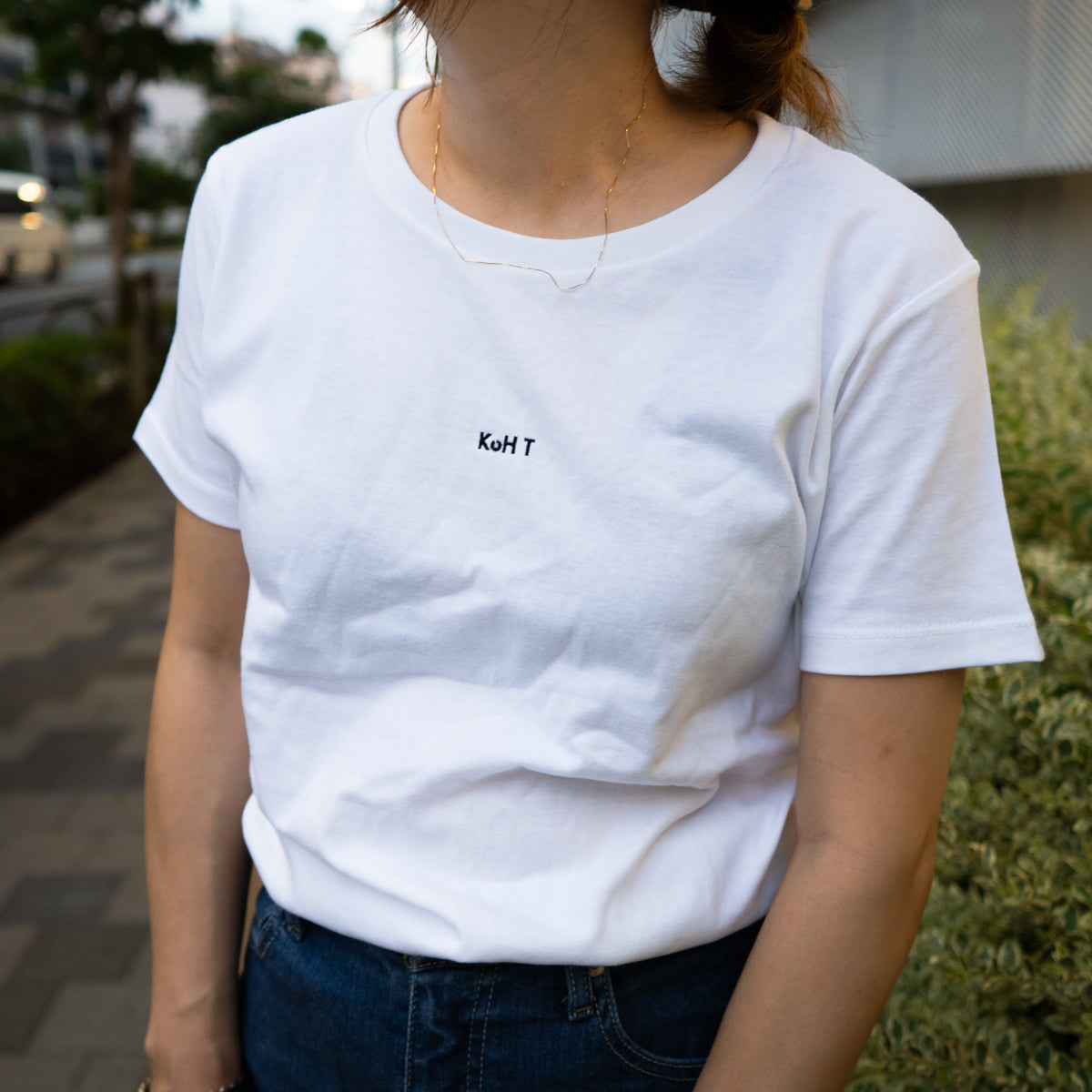 KoH T ロゴ刺繍 Tシャツ