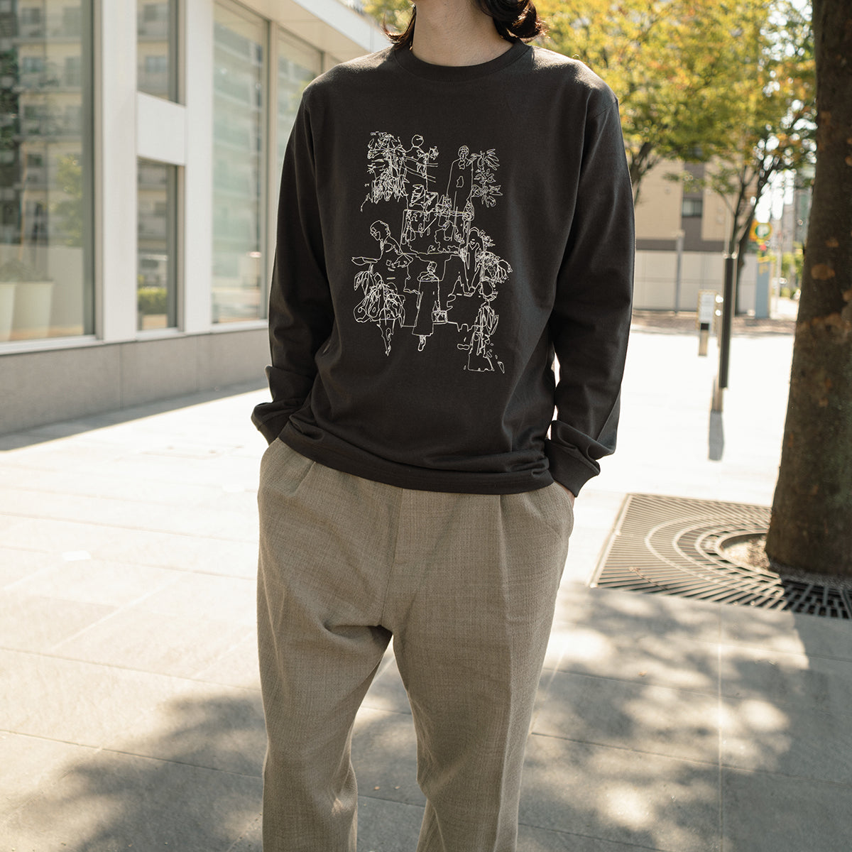 Nostalgic travel print long sleeve T-shirt