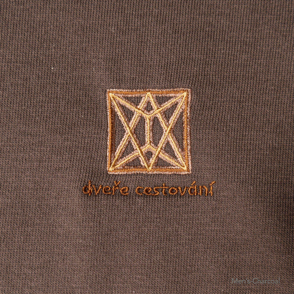 Travel door embroidered T-shirt