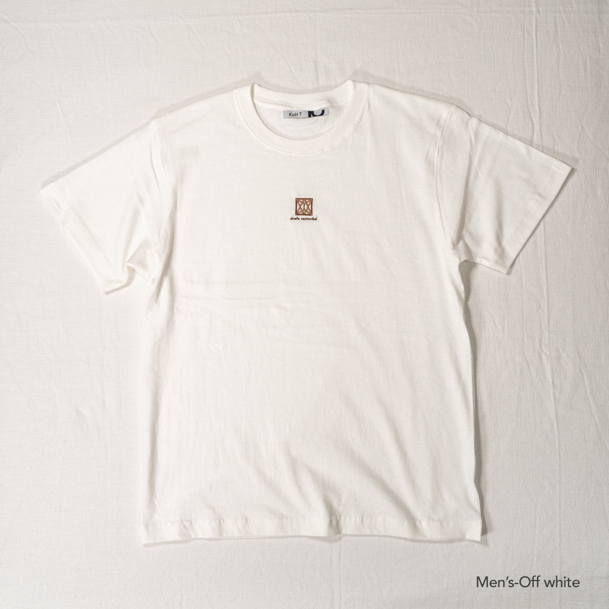 Travel door embroidered T-shirt
