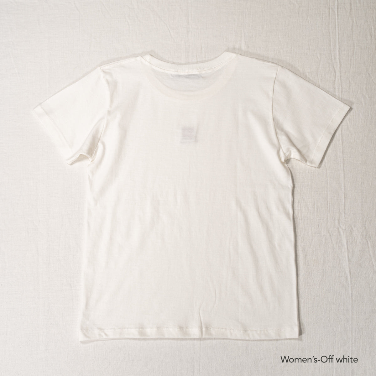 Travel door embroidered T-shirt