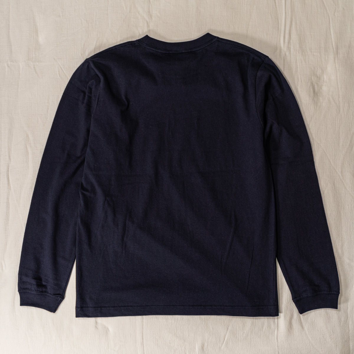 Nostalgic travel print long sleeve T-shirt